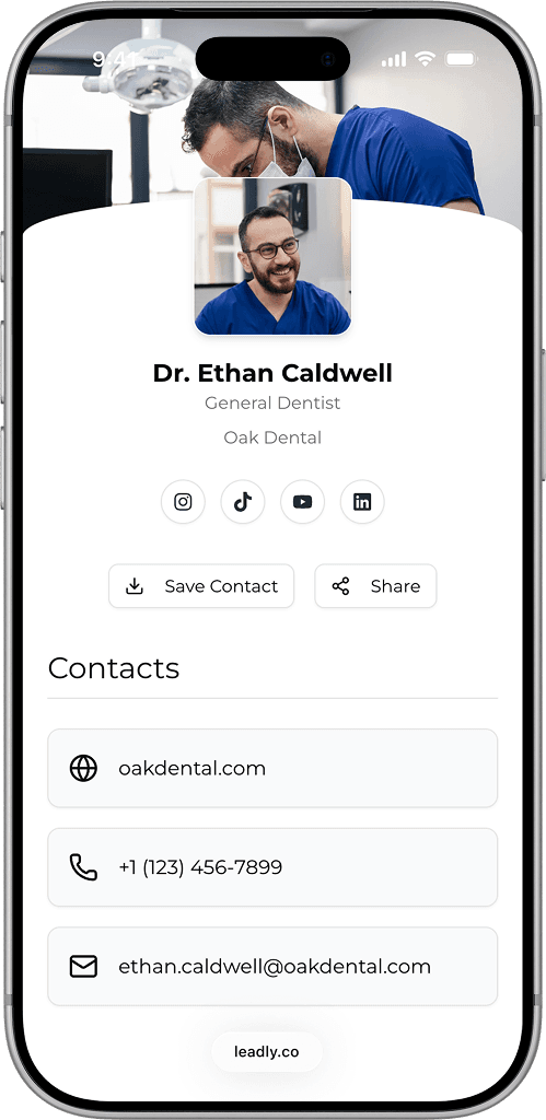 Leadly profile mockup 2